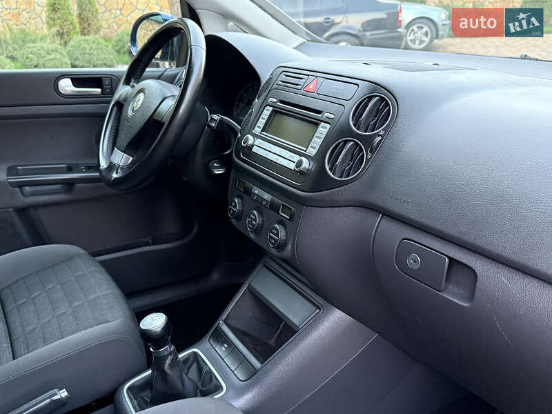 Хэтчбек Volkswagen Golf Plus 2007 в Могилев-Подольске фото 109 Хэтчбек Volkswagen Golf Plus 2007 в Могилев-Подольске