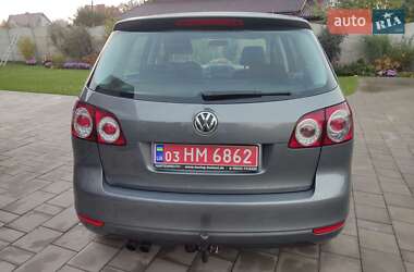 Хэтчбек Volkswagen Golf Plus 2010 в 