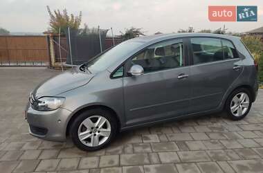 Хэтчбек Volkswagen Golf Plus 2010 в 