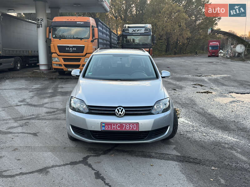 Хэтчбек Volkswagen Golf Plus 2009 в Полтаве