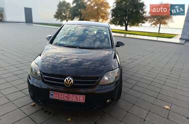 Хэтчбек Volkswagen Golf Plus 2006 в Светловодске