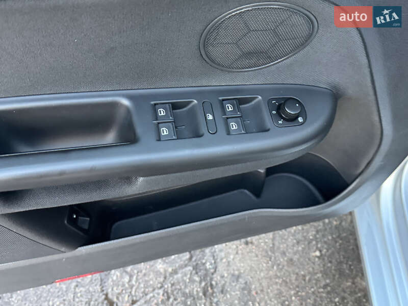 Хэтчбек Volkswagen Golf Plus 2009 в Полтаве