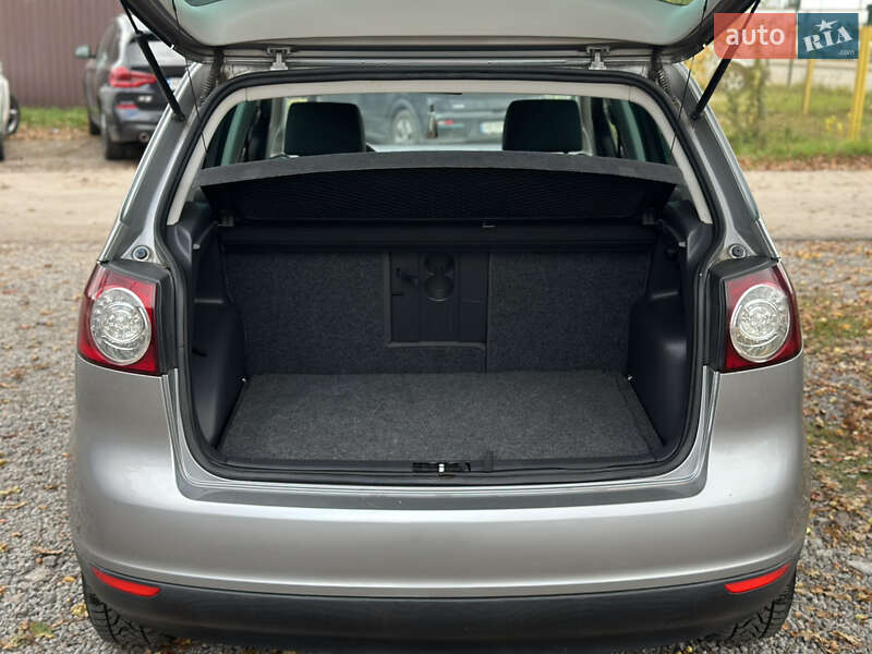 Хэтчбек Volkswagen Golf Plus 2005 в Виннице