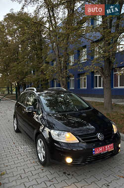 Хэтчбек Volkswagen Golf Plus 2007 в Никополе
