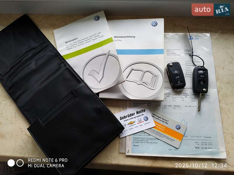 Хэтчбек Volkswagen Golf Plus 2011 в Гайсине