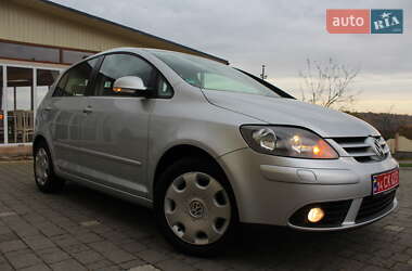 Хетчбек Volkswagen Golf Plus 2008 в  фото 13 Хетчбек Volkswagen Golf Plus 2008 в