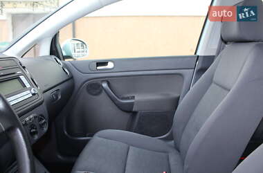 Хетчбек Volkswagen Golf Plus 2008 в  фото 70 Хетчбек Volkswagen Golf Plus 2008 в