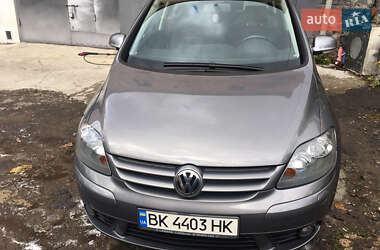 Хэтчбек Volkswagen Golf Plus 2006 в Ровно