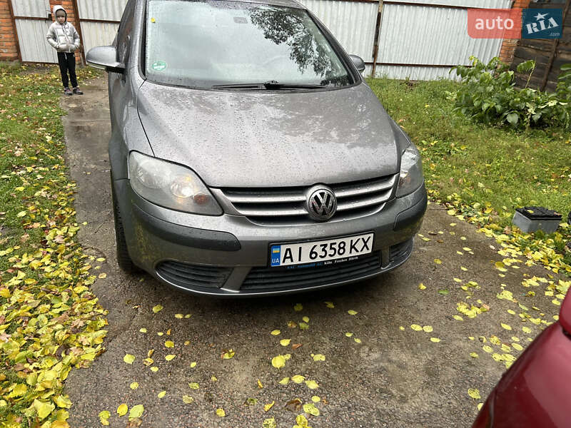Хэтчбек Volkswagen Golf Plus 2005 в Киеве фото 2 Хэтчбек Volkswagen Golf Plus 2005 в Киеве