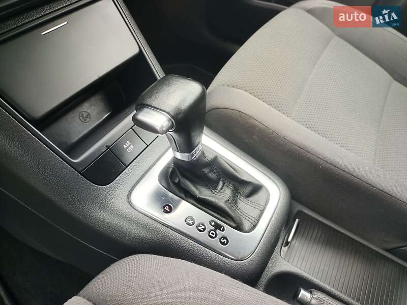 Хэтчбек Volkswagen Golf Plus 2009 в Киеве фото 6 Хэтчбек Volkswagen Golf Plus 2009 в Киеве