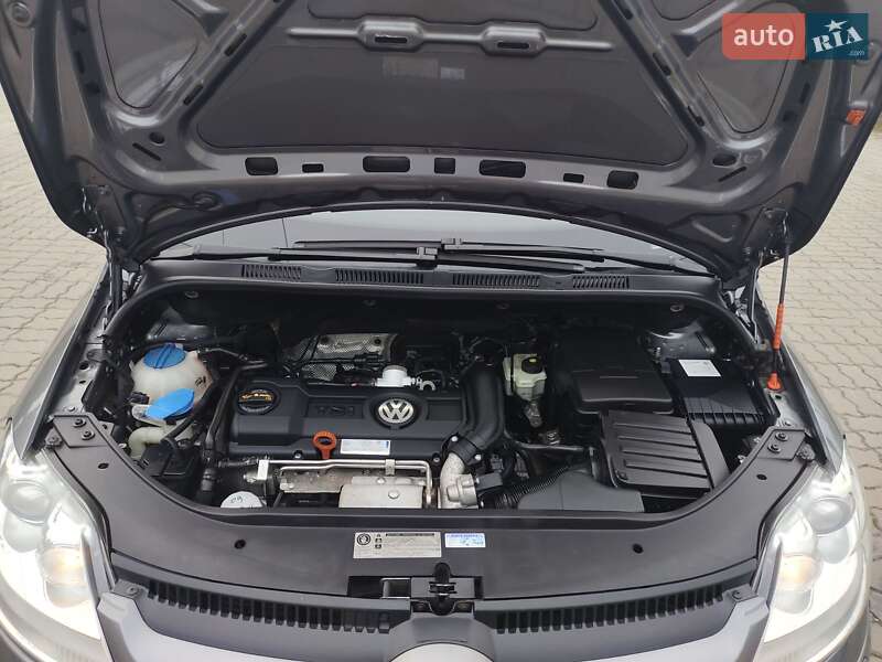 Хэтчбек Volkswagen Golf Plus 2009 в Киеве фото 31 Хэтчбек Volkswagen Golf Plus 2009 в Киеве