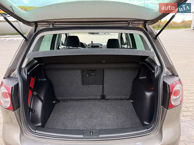 Хэтчбек Volkswagen Golf Plus 2012 в Луцке фото 17 Хэтчбек Volkswagen Golf Plus 2012 в Луцке