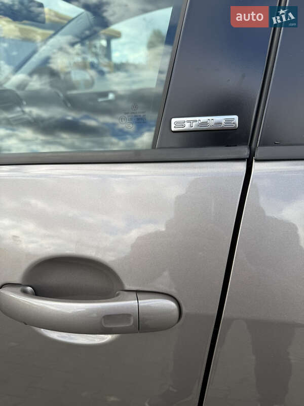 Хэтчбек Volkswagen Golf Plus 2012 в Луцке фото 19 Хэтчбек Volkswagen Golf Plus 2012 в Луцке