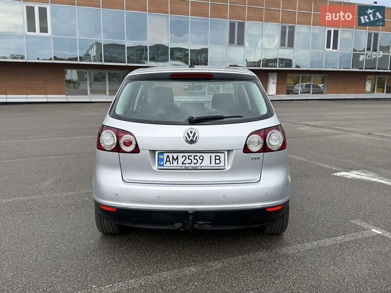 Хэтчбек Volkswagen Golf Plus 2006 в Киеве