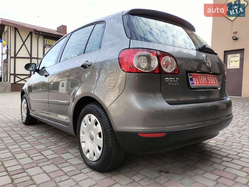 Хэтчбек Volkswagen Golf Plus 2007 в Ровно