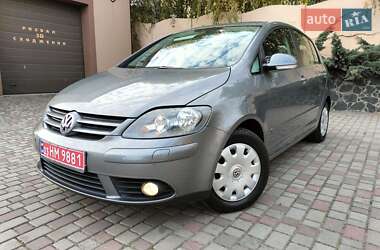 Хэтчбек Volkswagen Golf Plus 2007 в Ровно