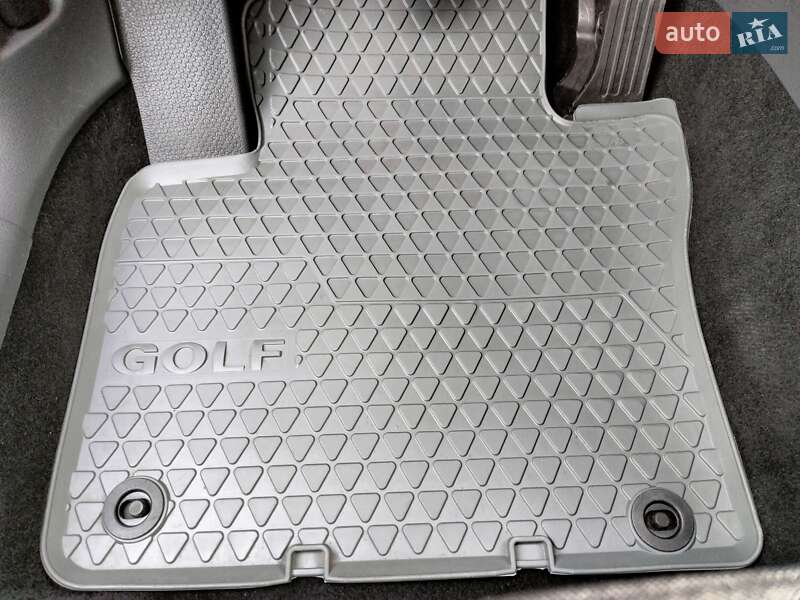 Хэтчбек Volkswagen Golf Plus 2007 в Ровно