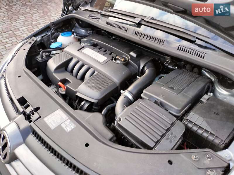 Хэтчбек Volkswagen Golf Plus 2007 в Ровно