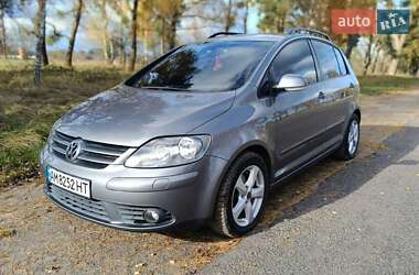 Хэтчбек Volkswagen Golf Plus 2008 в Коростене