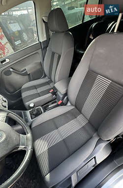 Хэтчбек Volkswagen Golf Plus 2008 в 