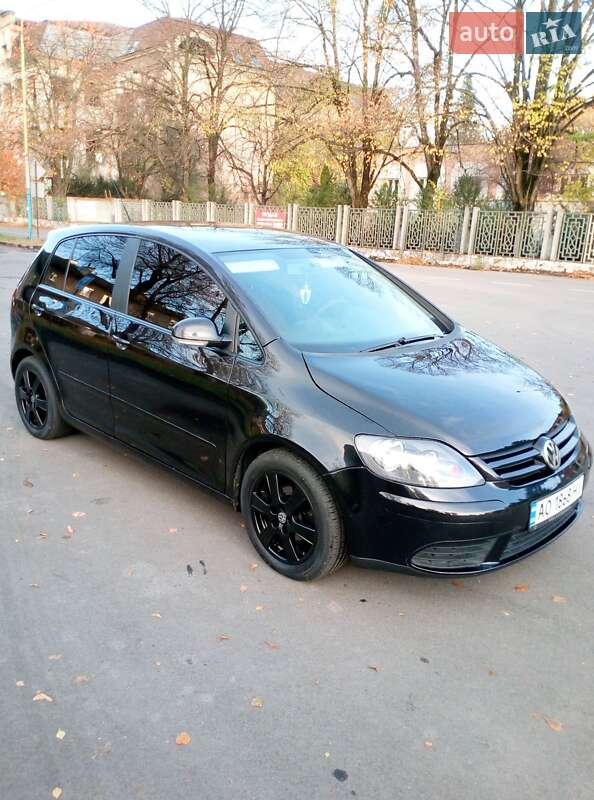 Хэтчбек Volkswagen Golf Plus 2006 в Тячеве
