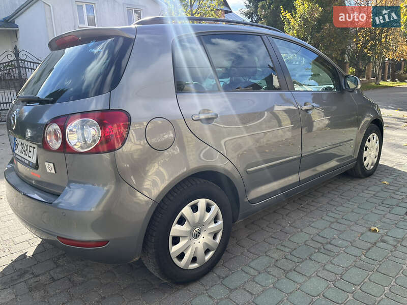 Хетчбек Volkswagen Golf Plus 2011 в Луцьку фото 5 Хетчбек Volkswagen Golf Plus 2011 в Луцьку