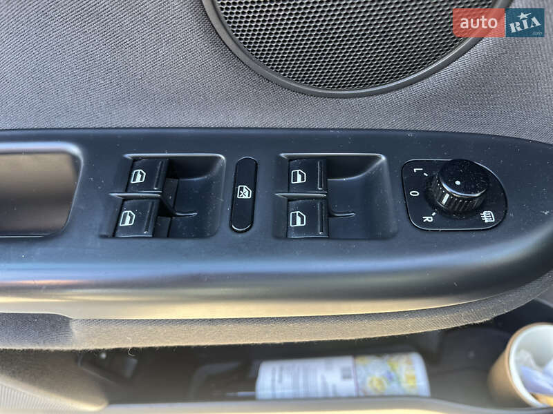 Хетчбек Volkswagen Golf Plus 2011 в Луцьку фото 32 Хетчбек Volkswagen Golf Plus 2011 в Луцьку