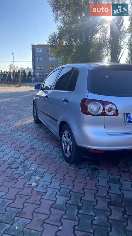 Хэтчбек Volkswagen Golf Plus 2006 в Киеве