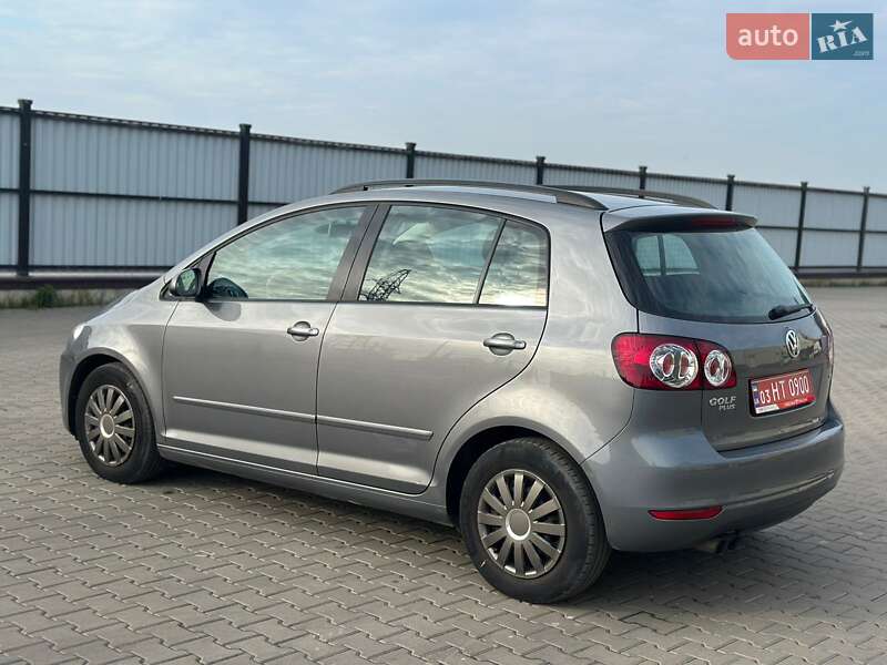 Хэтчбек Volkswagen Golf Plus 2010 в Луцке фото 8 Хэтчбек Volkswagen Golf Plus 2010 в Луцке