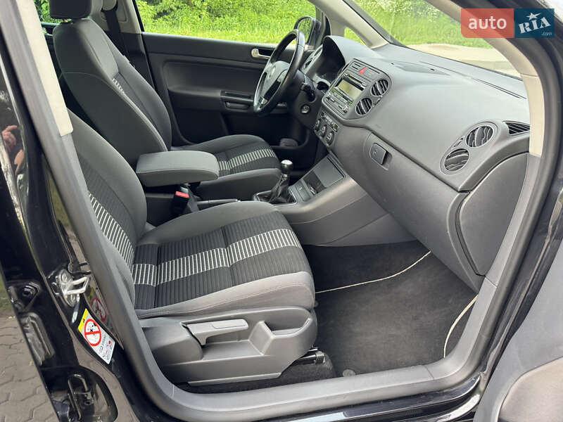 Хэтчбек Volkswagen Golf Plus 2009 в Нежине