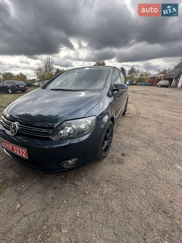 Хетчбек Volkswagen Golf Plus 2010 в Новоукраїнці