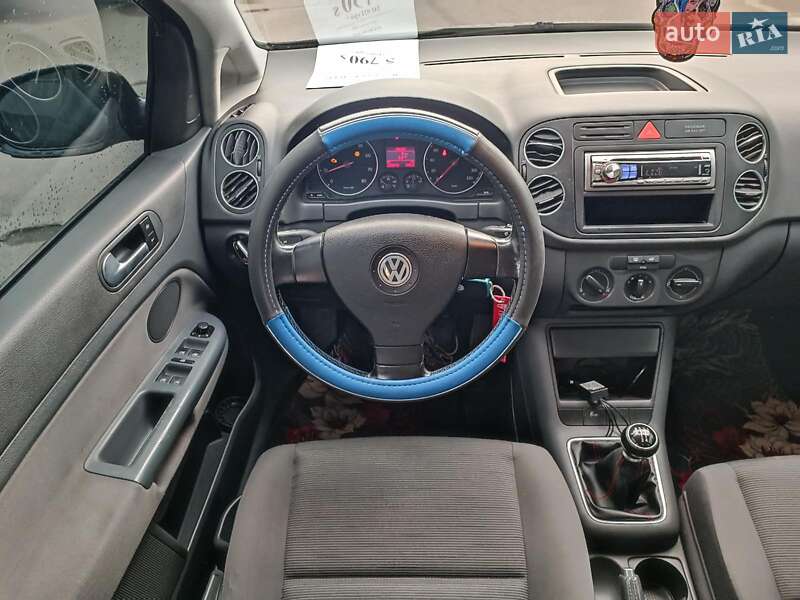 Хэтчбек Volkswagen Golf Plus 2006 в Харькове