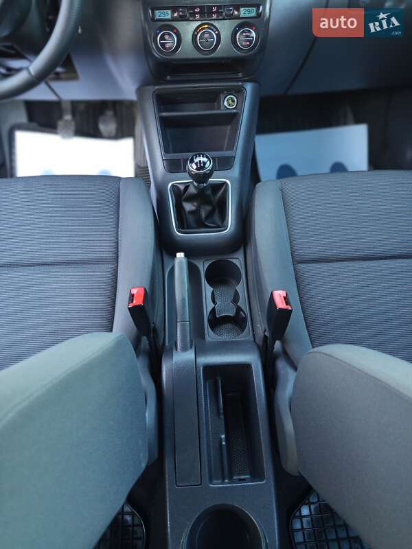 Хэтчбек Volkswagen Golf Plus 2005 в Дрогобыче фото 66 Хэтчбек Volkswagen Golf Plus 2005 в Дрогобыче