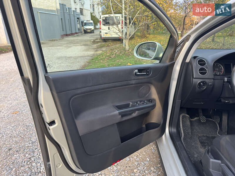 Хэтчбек Volkswagen Golf Plus 2011 в Харькове