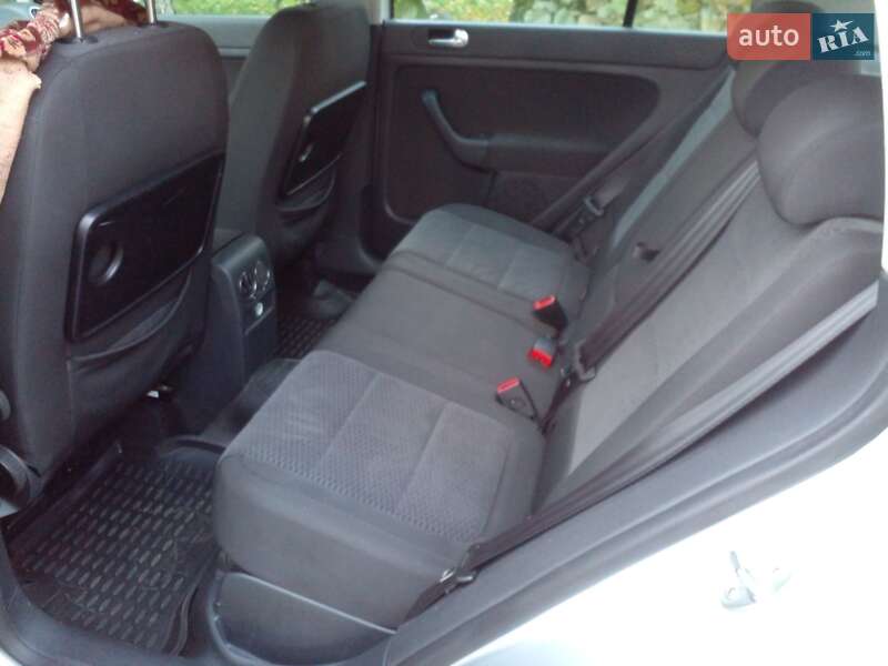 Хэтчбек Volkswagen Golf Plus 2009 в Ровно фото 2 Хэтчбек Volkswagen Golf Plus 2009 в Ровно