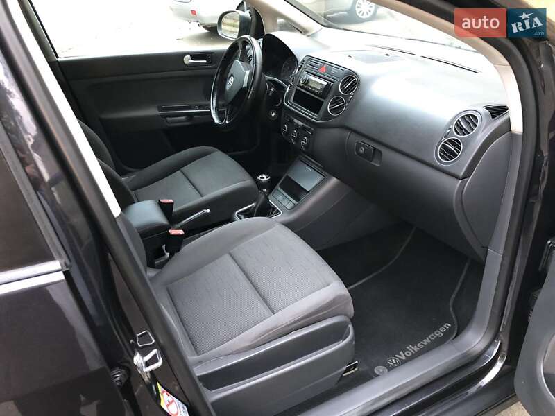 Хэтчбек Volkswagen Golf Plus 2007 в Николаеве