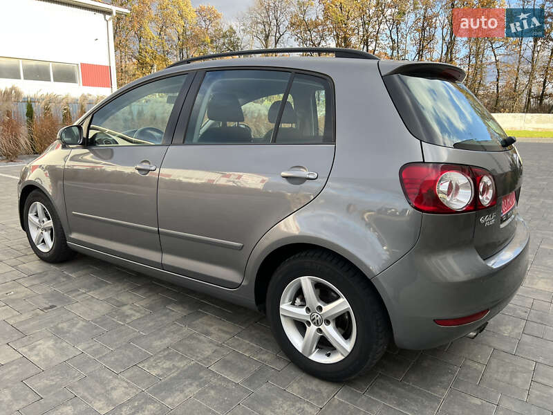 Хэтчбек Volkswagen Golf Plus 2009 в Луцке