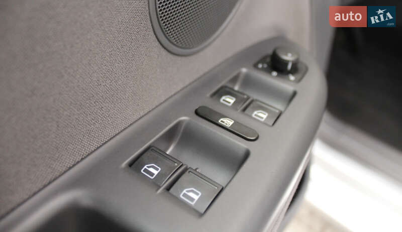 Хэтчбек Volkswagen Golf Plus 2008 в Львове