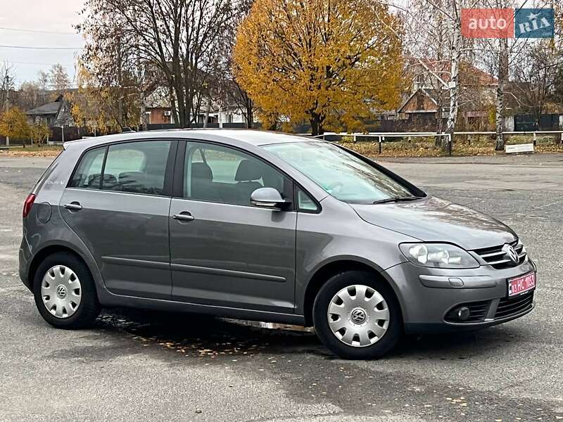 Хетчбек Volkswagen Golf Plus 2008 в Лубнах