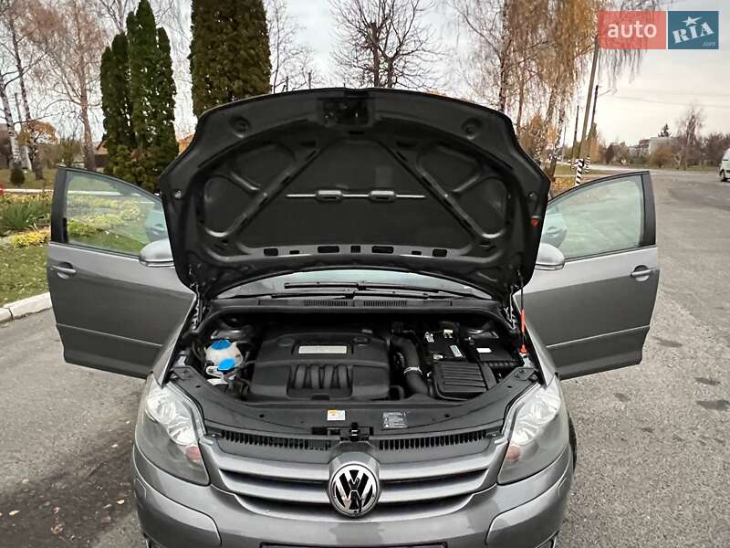 Хетчбек Volkswagen Golf Plus 2008 в Лубнах