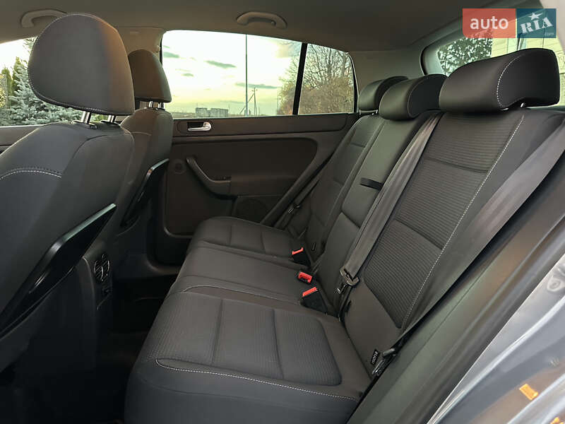 Хэтчбек Volkswagen Golf Plus 2011 в Стрые