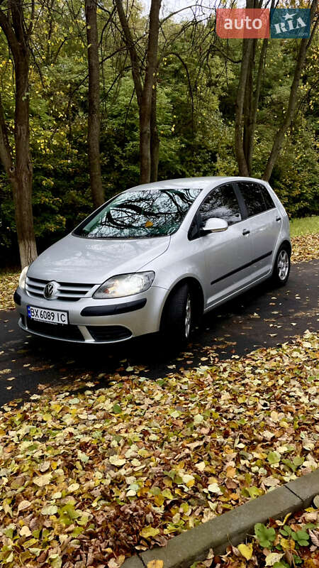 Хэтчбек Volkswagen Golf Plus 2005 в Хмельницком