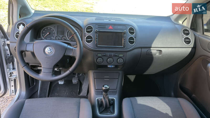 Хэтчбек Volkswagen Golf Plus 2005 в Хмельницком