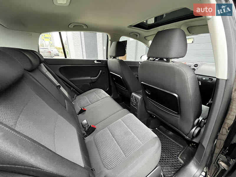 Хэтчбек Volkswagen Golf Plus 2009 в Луцке