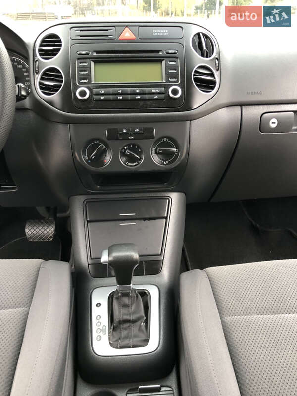 Хэтчбек Volkswagen Golf Plus 2006 в Ровно