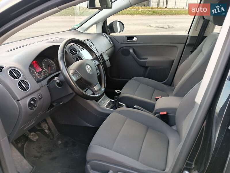 Хэтчбек Volkswagen Golf Plus 2009 в Прилуках