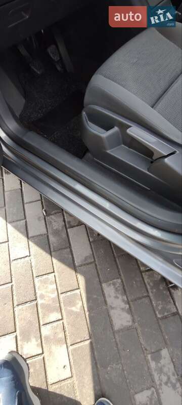 Хэтчбек Volkswagen Golf Plus 2005 в Луцке фото 21 Хэтчбек Volkswagen Golf Plus 2005 в Луцке