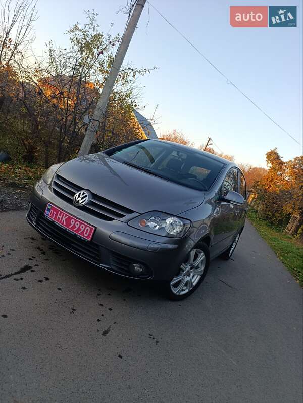 Хэтчбек Volkswagen Golf Plus 2006 в Луцке фото 5 Хэтчбек Volkswagen Golf Plus 2006 в Луцке