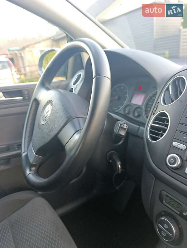 Хэтчбек Volkswagen Golf Plus 2006 в Луцке фото 55 Хэтчбек Volkswagen Golf Plus 2006 в Луцке