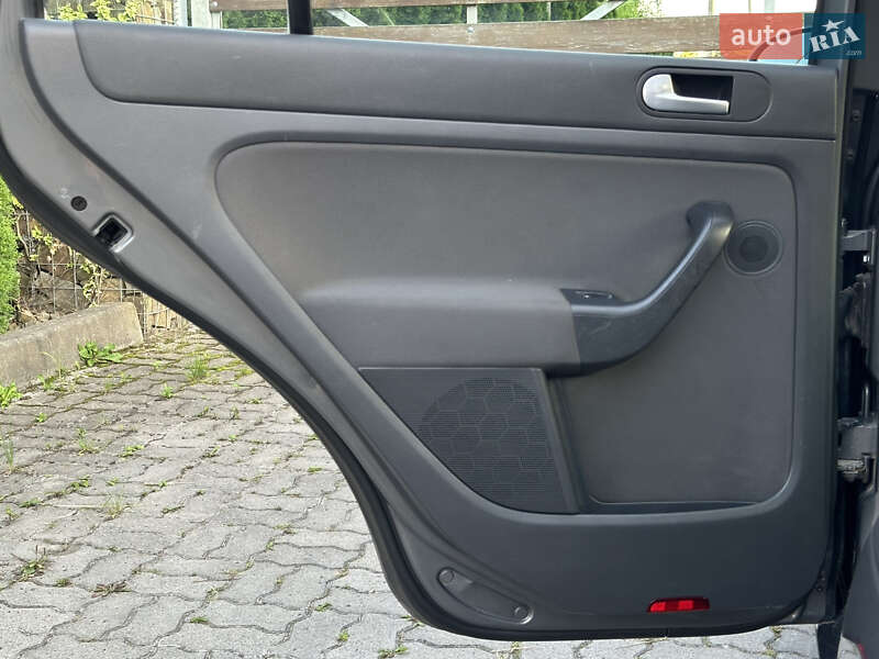 Хэтчбек Volkswagen Golf Plus 2006 в Стрые